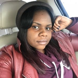 Meet your Posher, Cierra